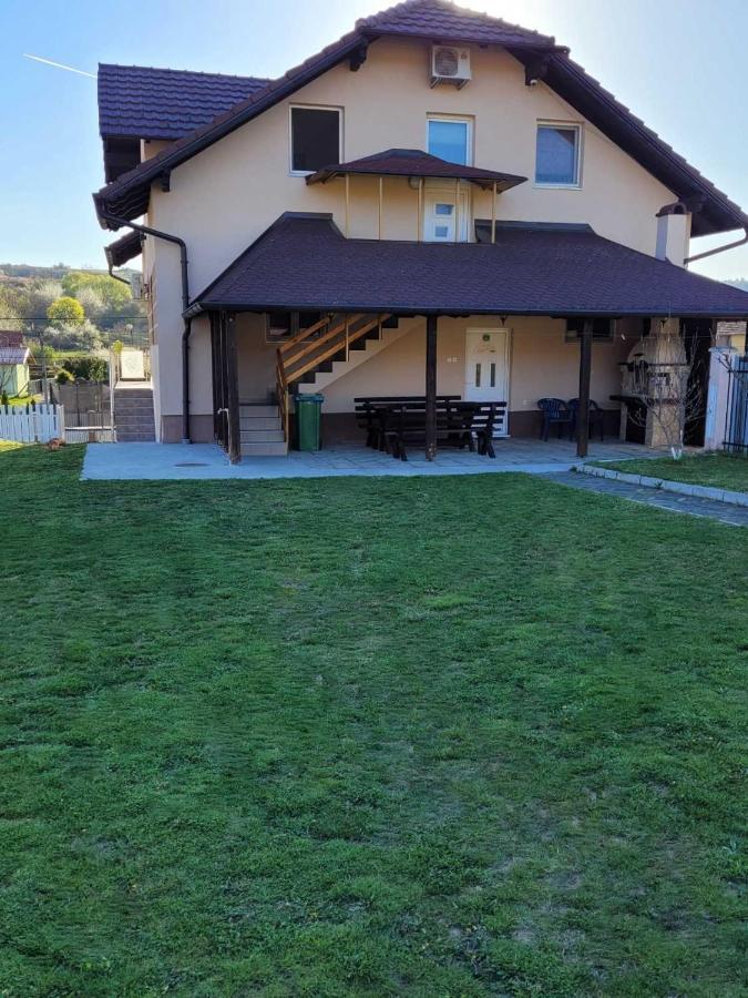 Apartmani Apolon Врдник Экстерьер фото